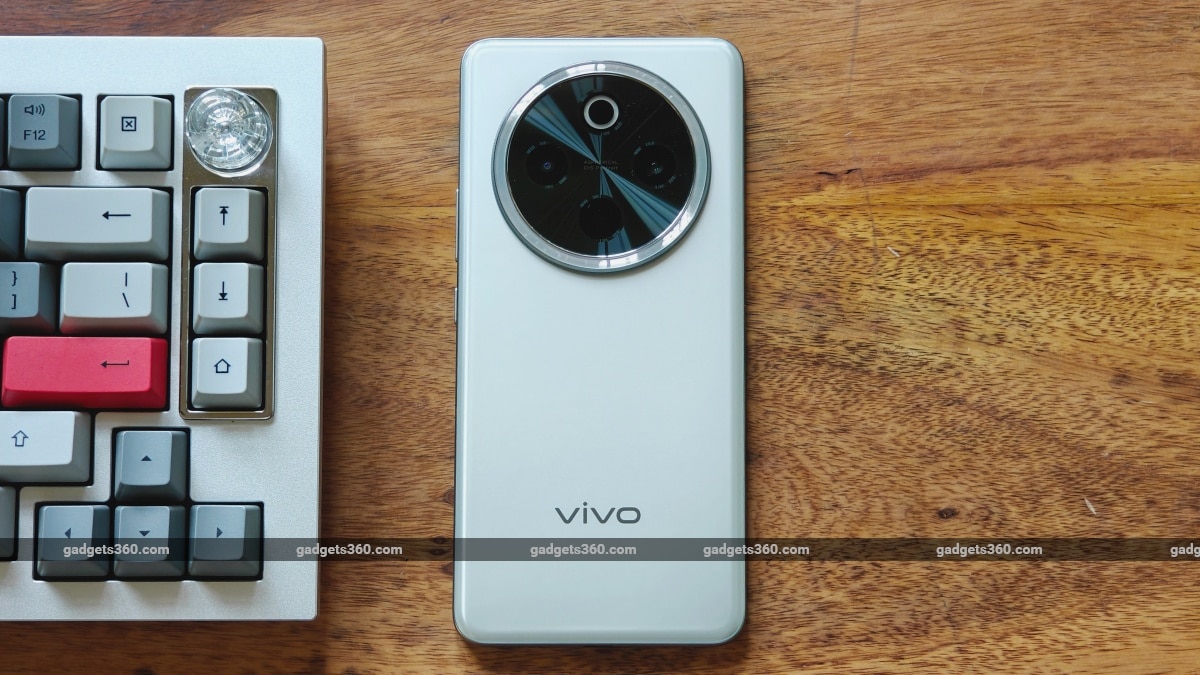vivo t4 design gadgets 360 VivoT4  Vivo
